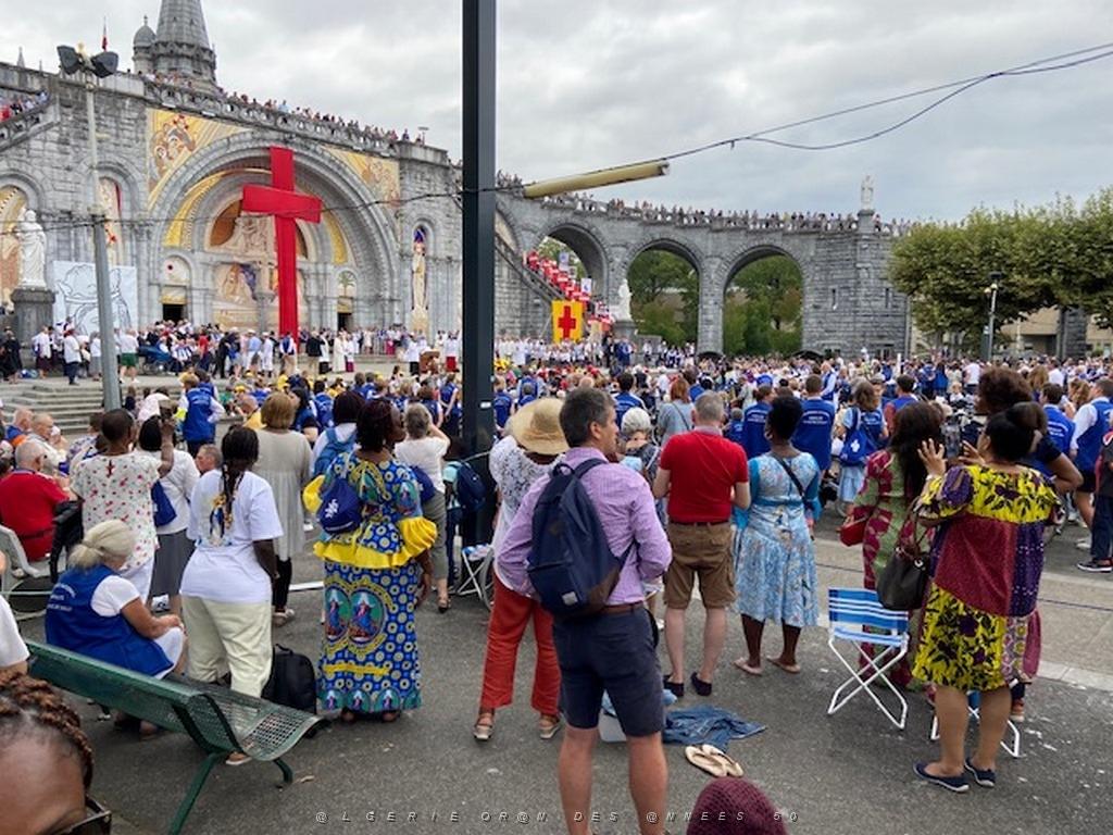 2023 08 15 LOURDES AVEC LES ORANAIS (1).jpg